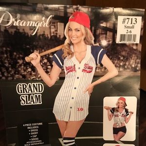 Women’s baseball costume 🎃